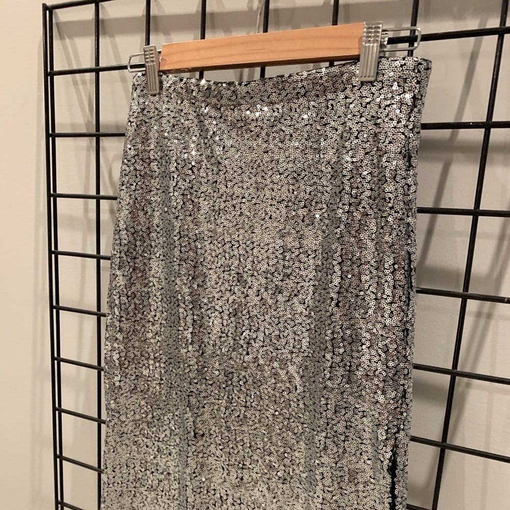 Silver Sequined Straight Skirt